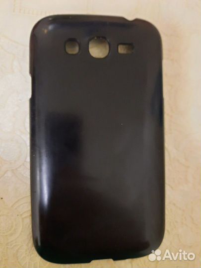 Чехол на телефон