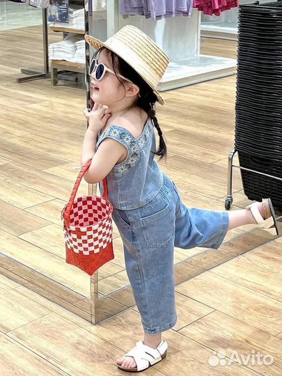 Джинсовый костюм для девочки