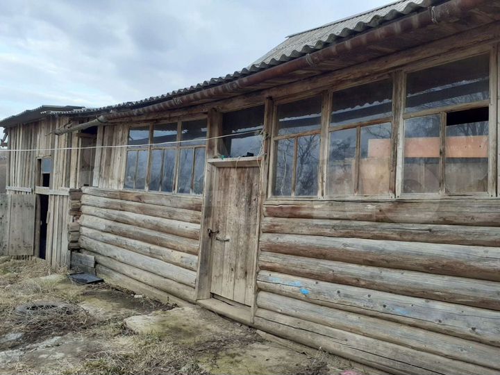 Дом 27 м² на участке 17 сот.