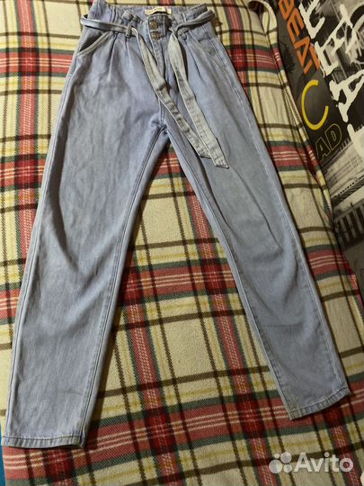 Джинсы на высокой талии