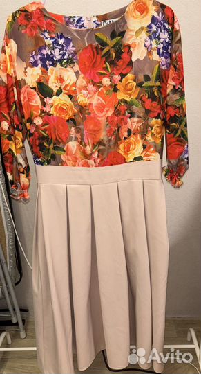 Нарядное платье 44-46