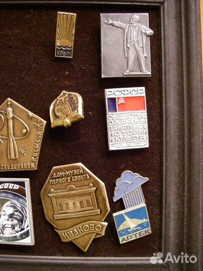 Значки все по 107