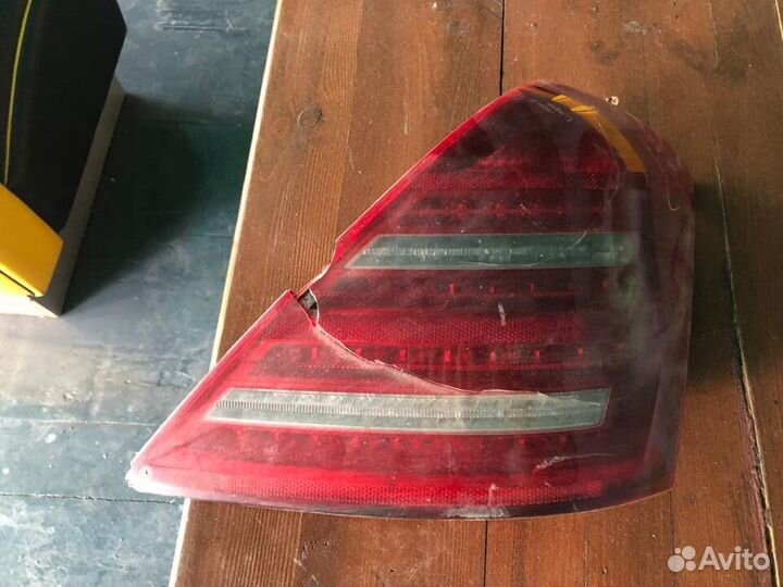 Фонарь Мерседес W221 рестайл