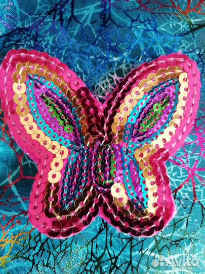 Бабочка для украшения