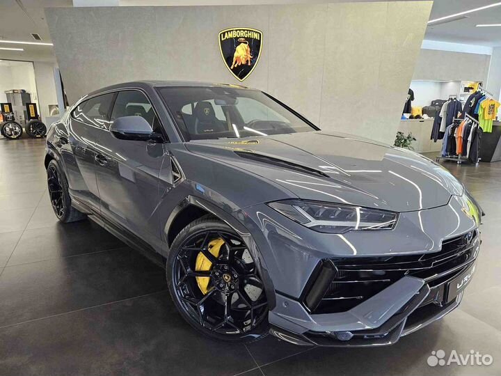 Lamborghini Urus 4.0 AT, 2024