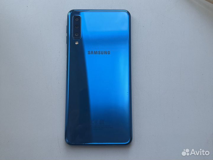Телефон Samsung galaxyA7