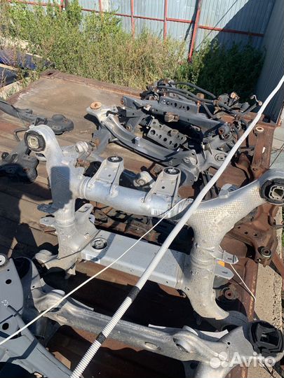 Задний подрамник Бмв F10 BMW F10 f11