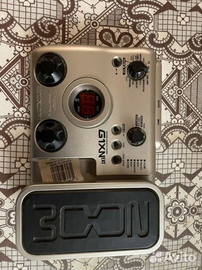 Гитарный процессор zoom g1Next
