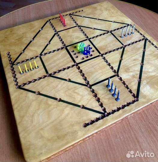 Настольная игра Крест (Парчис)