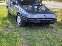 Volkswagen Passat 1.8 MT, 1989, 400 000 км, с пробегом, цена 220 000 руб.