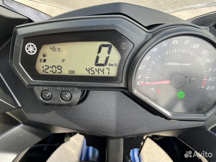Yamaha XJ6