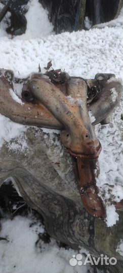 Продам выпускной коллектор