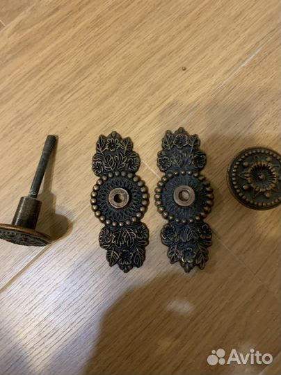 Дверная ручка латунь