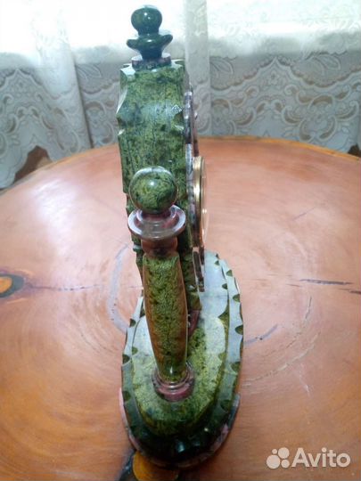 Часы настольные, каминные