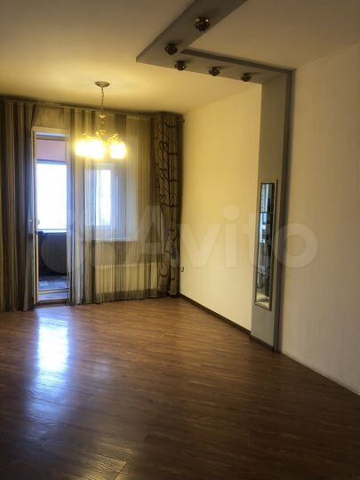 3-к. квартира, 93 м², 2/15 эт.