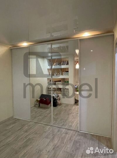 Шкаф в прихожую