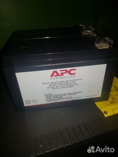Новый Бесперебойник APC back-UPS 1100 Торг