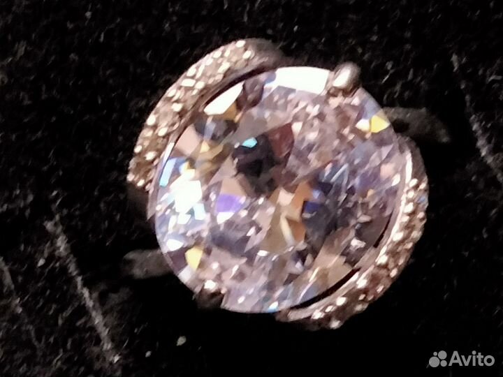 Серебряное кольцо