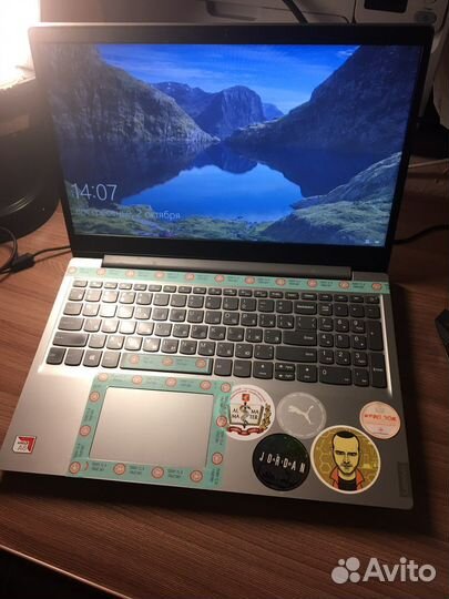 Ноутбук lenovo