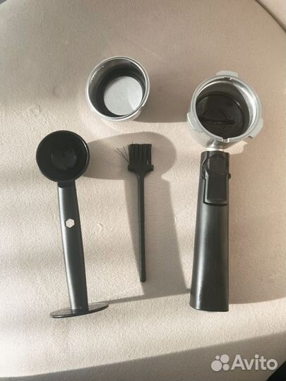 Кофеварка рожкового типа Brayer BR1105