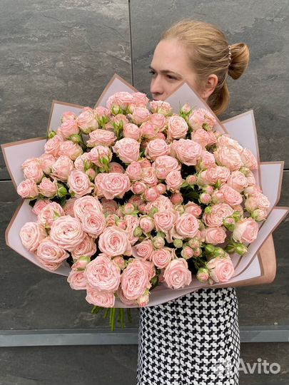 Пионовидные розы кустовые премиум 80 см