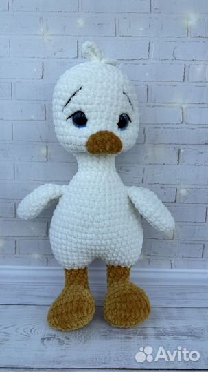 Гусь обнимусь вязаный