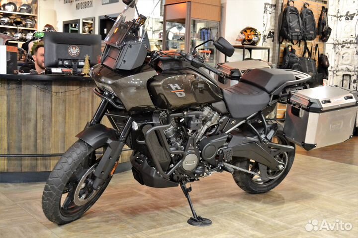 Harley Davidson Pan America 1250 (River Rock Gray)