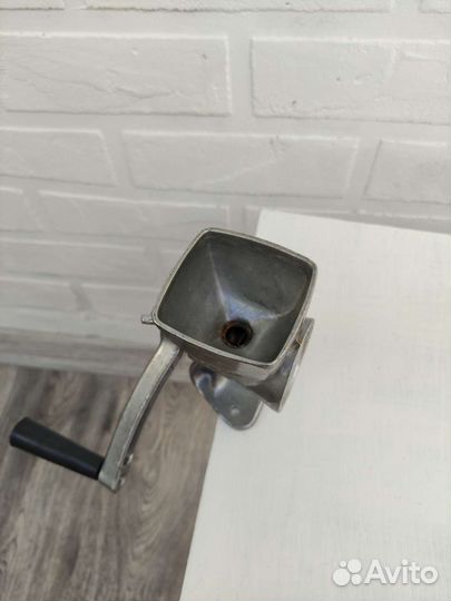 Мельница ручная кофемолка Мрия СССР