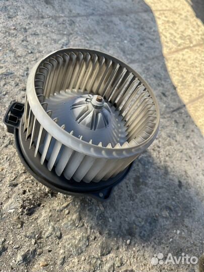 Моторчик отопителя печки Toyota Corolla 120