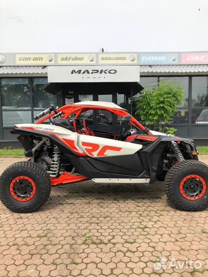 Багги Can-Am Maverick X3 XRC Turbo RR