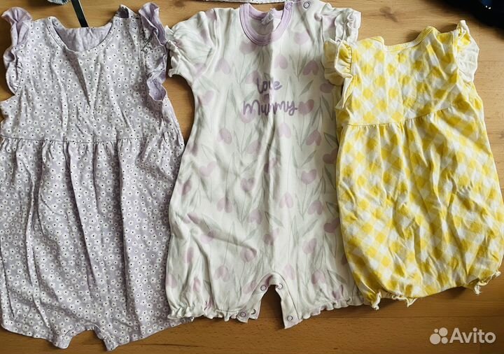 Вещи пакетом на девочку 74-80 (платья, песочники)
