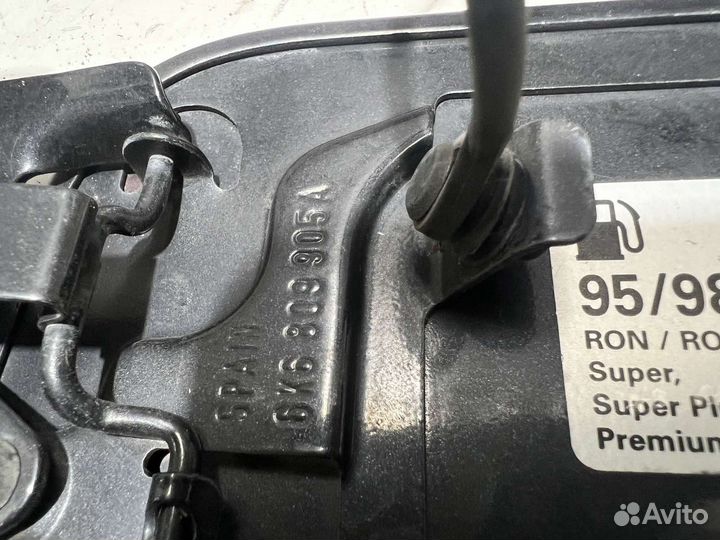 Лючок бензобака Seat Ibiza