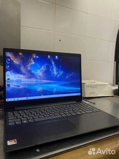Ноутбук lenovo