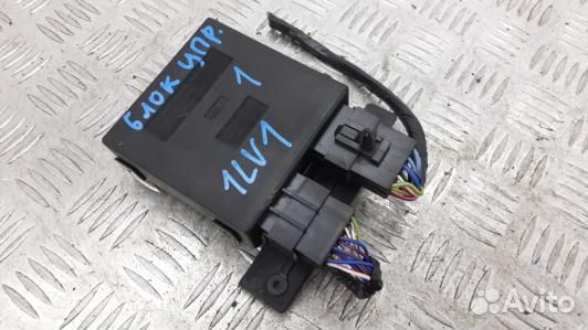 Блок управления jeep grand cherokee ZJ (1LV01NC01)