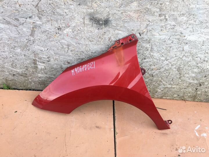 Крыло переднее левое Peugeot 3008
