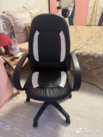 Компьютерное кресло