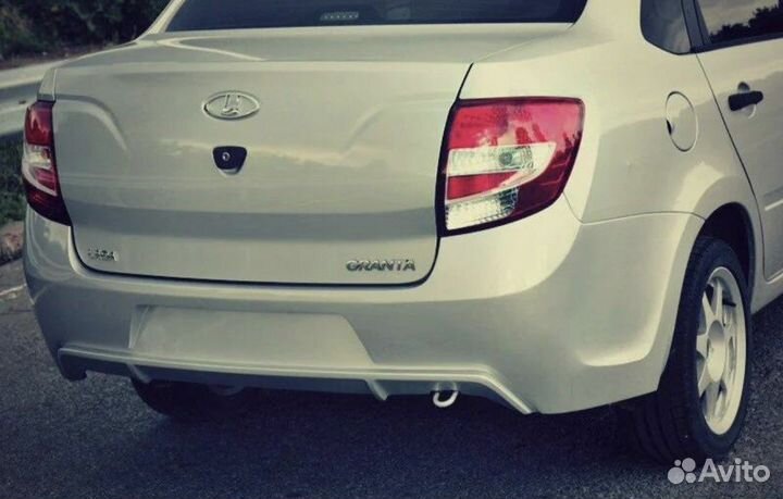 Бампер задний 