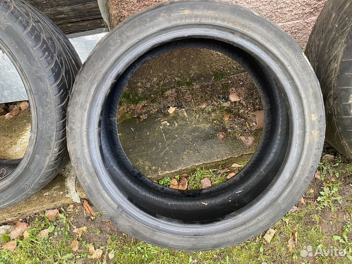 Hankook Ventus V12 Evo K110 245/40 R19