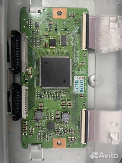 Philips на запчасти 32pfl8404h/60