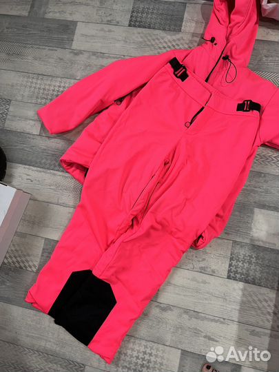 Брюки и куртка костюм горнолыжные женские софтшел