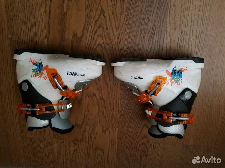 Детские горнолыжные ботинки technika