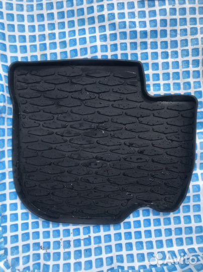 Автомобильные коврики резиновые