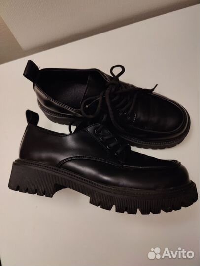 Полуботинки женские 39 размер