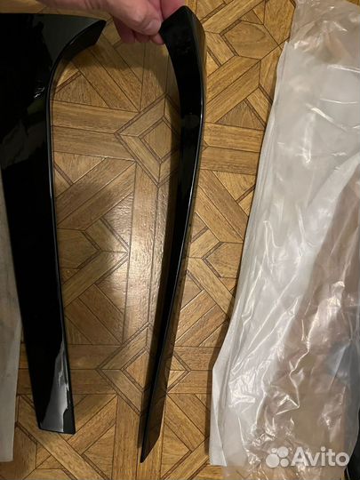 Девлекторы на заднее стекло Kodiaq