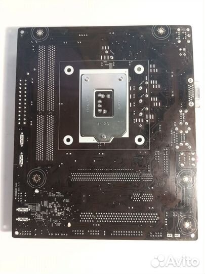 Материнская плата с процессором