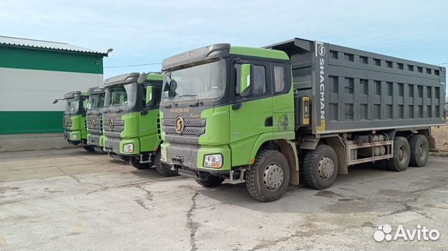 Водитель вахтой / Грузовой самосвал