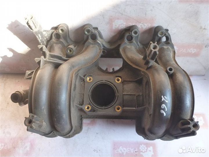 Коллектор впускной Volkswagen Polo 6N1 AEX 1997