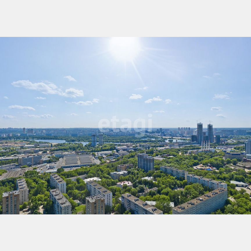 2-к. квартира, 53,3 м², 24/33 эт.