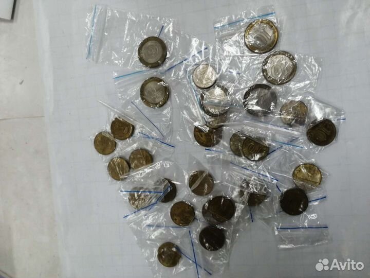 Коллекционные монеты меняю