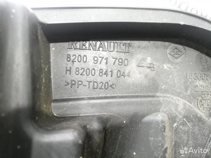 Резонатор воздушного фильтра Меган 3, Флюенс